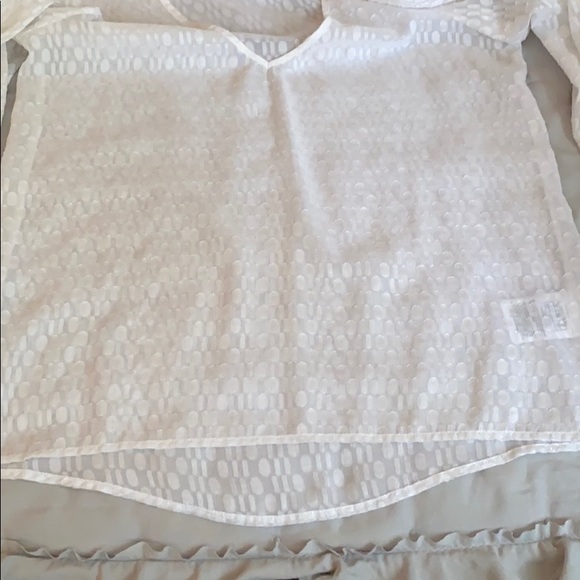 Guess Blouse - Picture 4 of 6